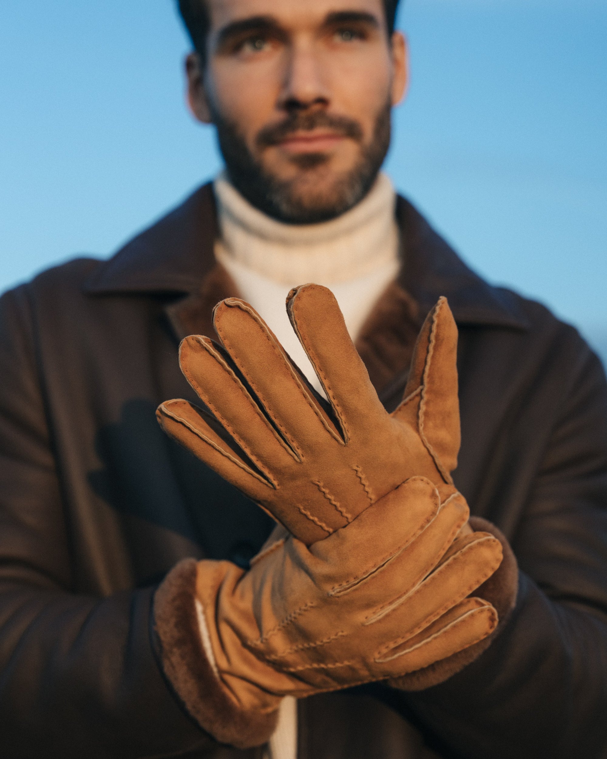 Handmade Gentlemen's Orylag Gloves
