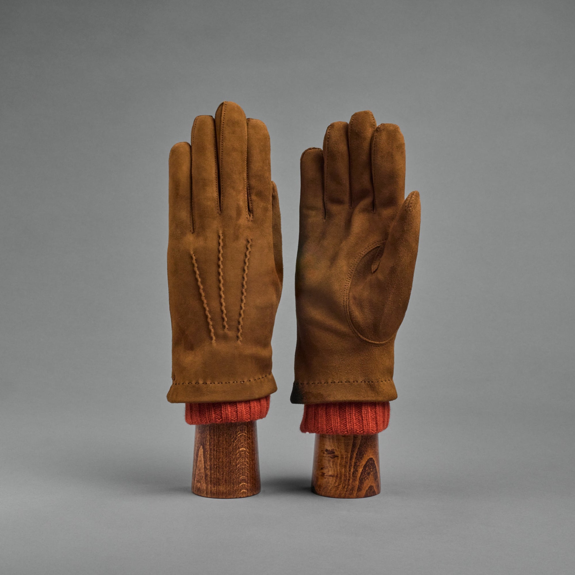 Gentlemen's Gloves from Maroni Brown Goatskin lined with orange Cashmere