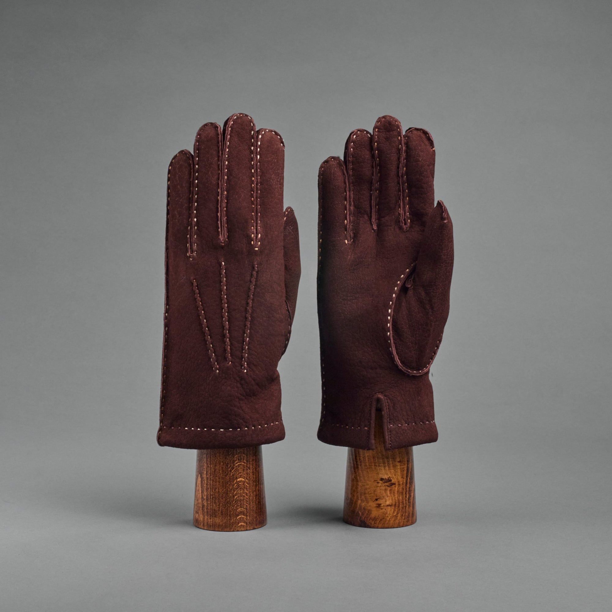 Gentlemen's Gloves from Burgundy Calfskin lined with Cashmere