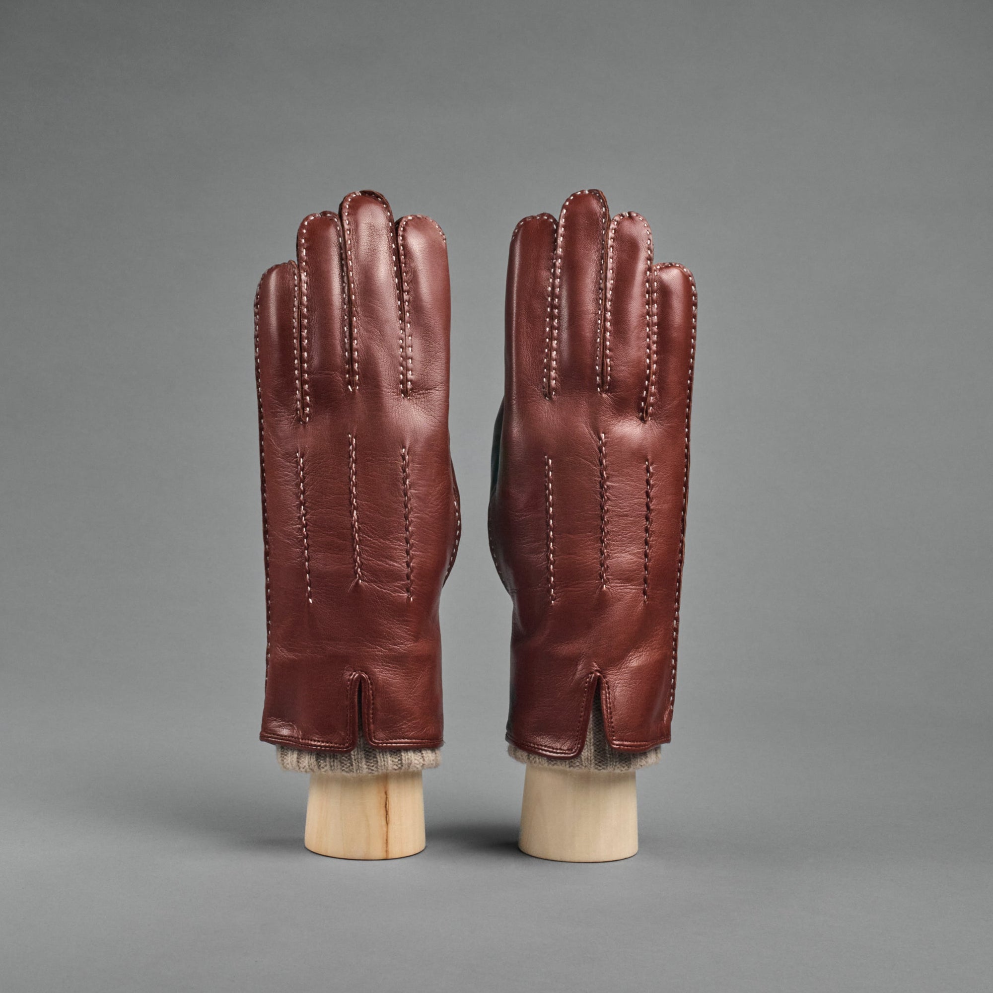 Gentlemen's Gloves from Cognac Hair Sheep Nappa lined with Cashmere