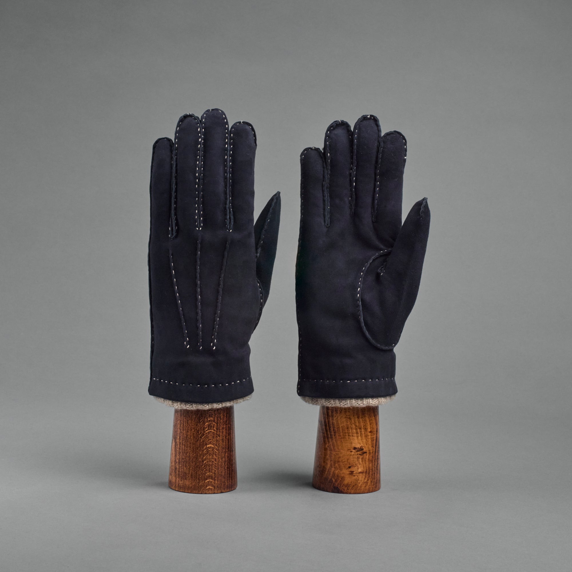 Gentlemen's Gloves from Navy Hair Sheep Suede lined with Cashmere