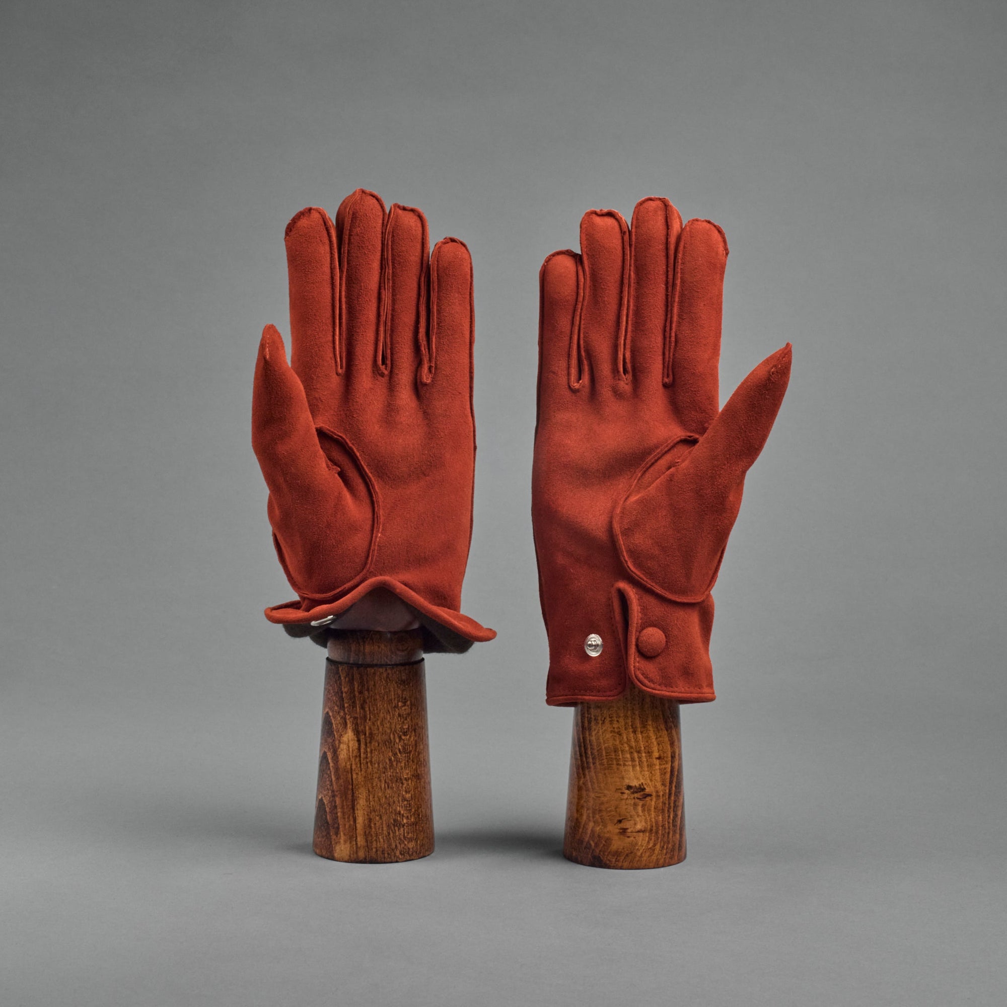 Gentlemen's Gloves from Orange Goatskin lined with beige Cashmere