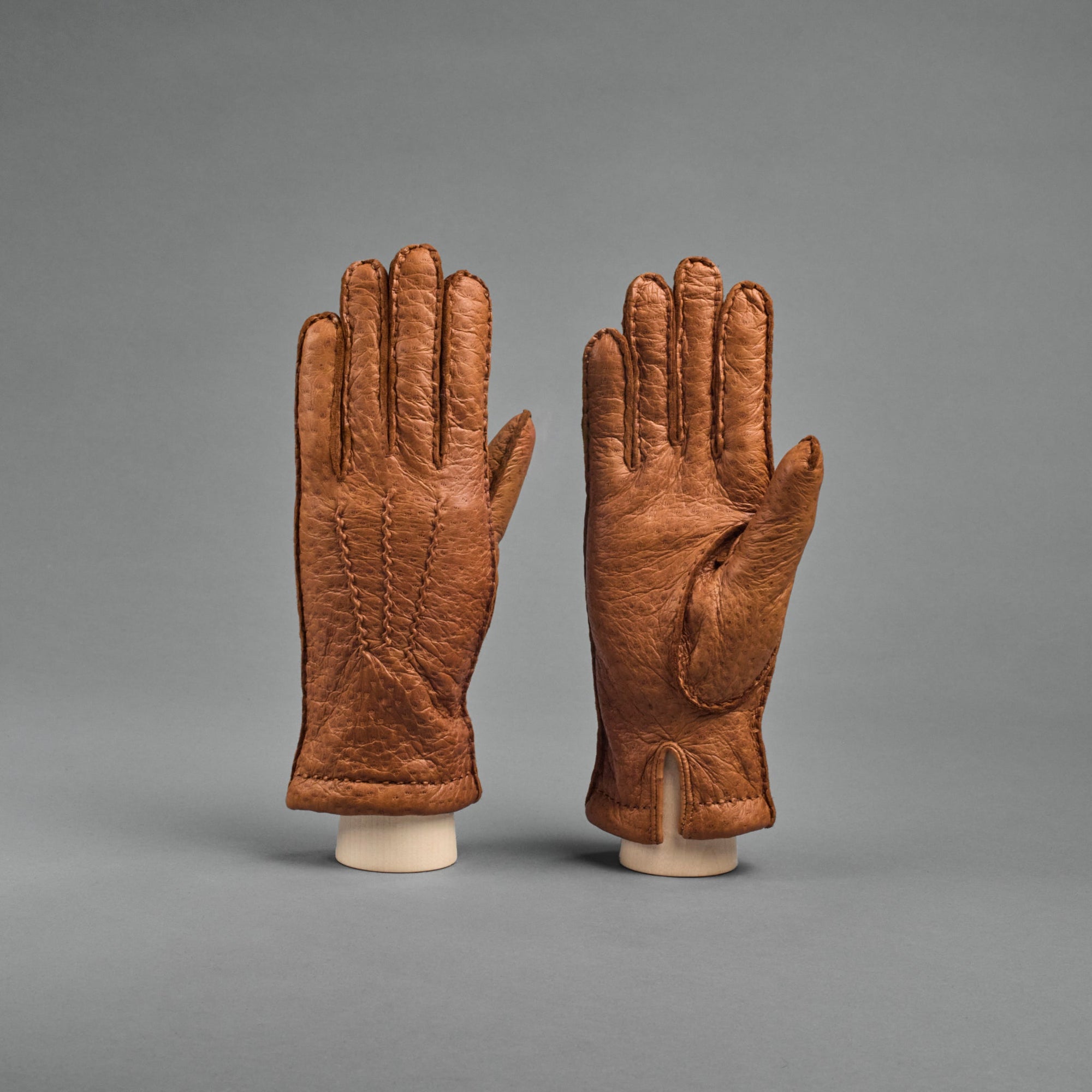 Damenhandschuhe aus Cognac Peccary mit Kaschmirfutter