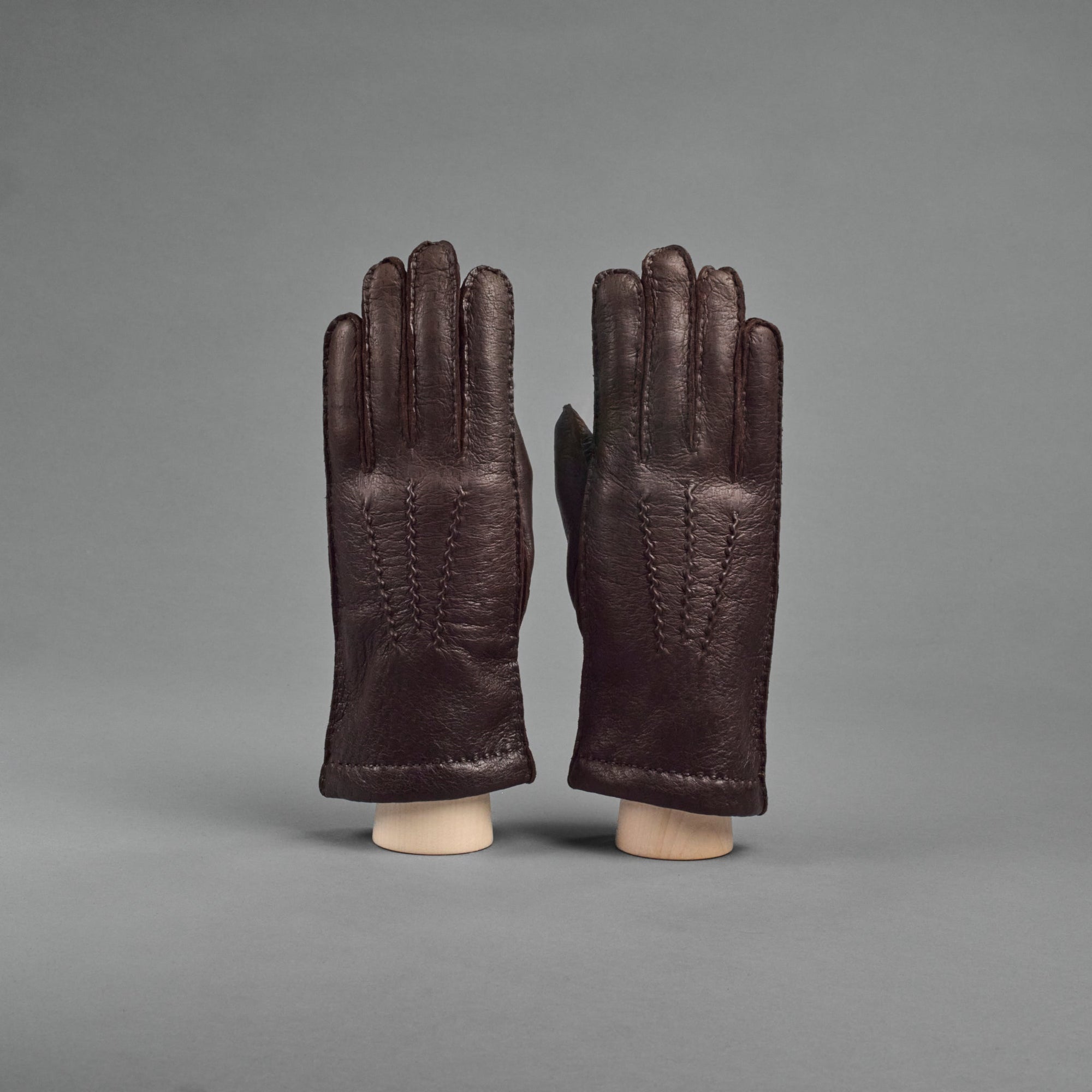 Damenhandschuhe aus dunkelbraunem Peccary mit Kaschmirfutter