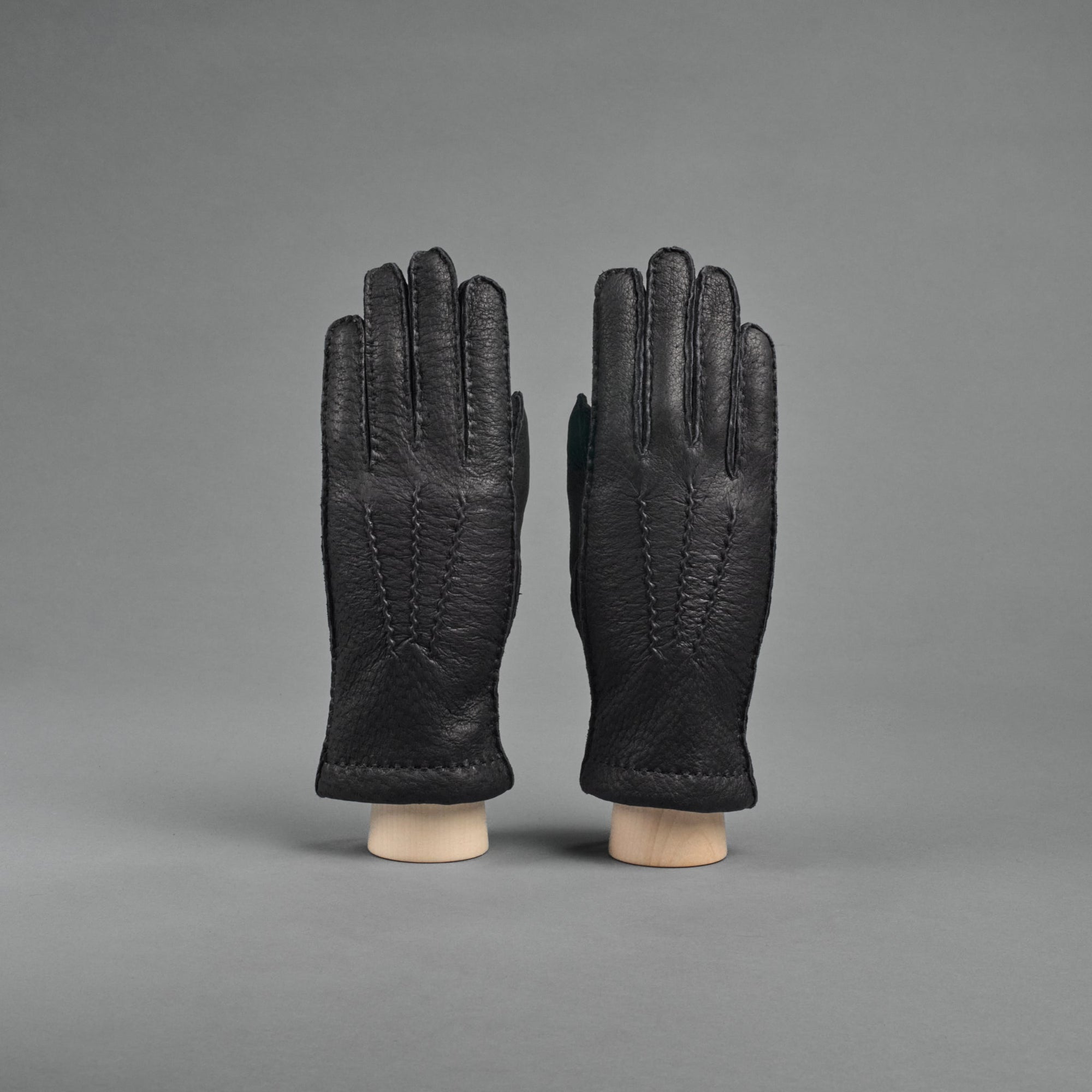 Damenhandschuhe aus schwarzem Peccary mit Kaschmirfutter