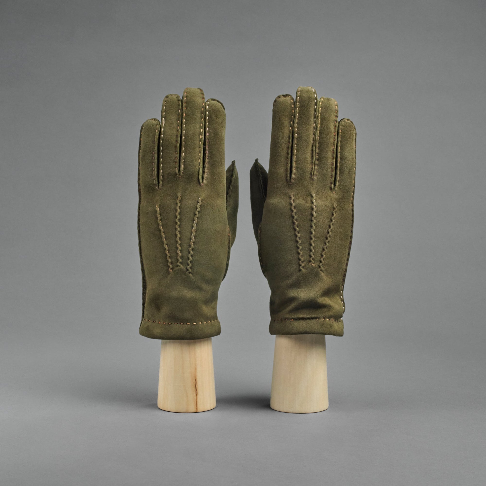 Ladies Gloves from Olive Green Reindeer lined with Cashmere