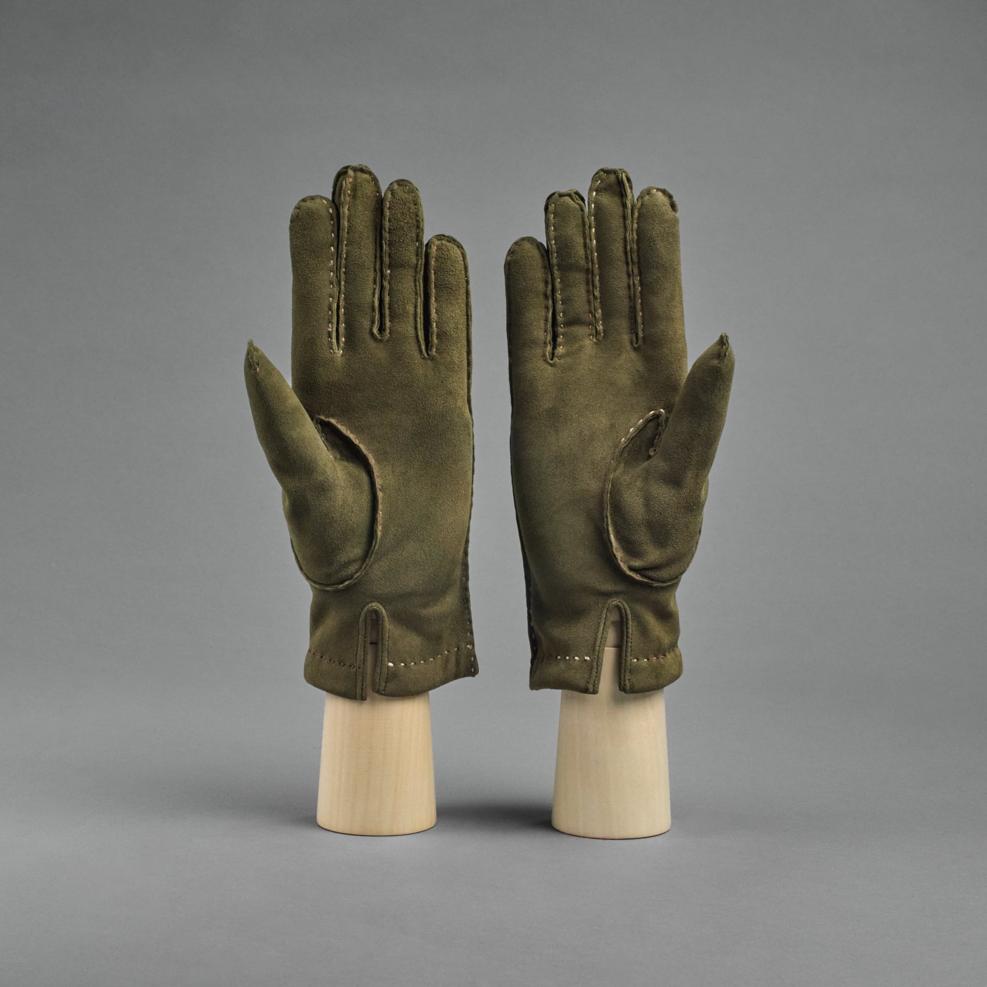 Ladies Gloves from Olive Green Reindeer lined with Cashmere