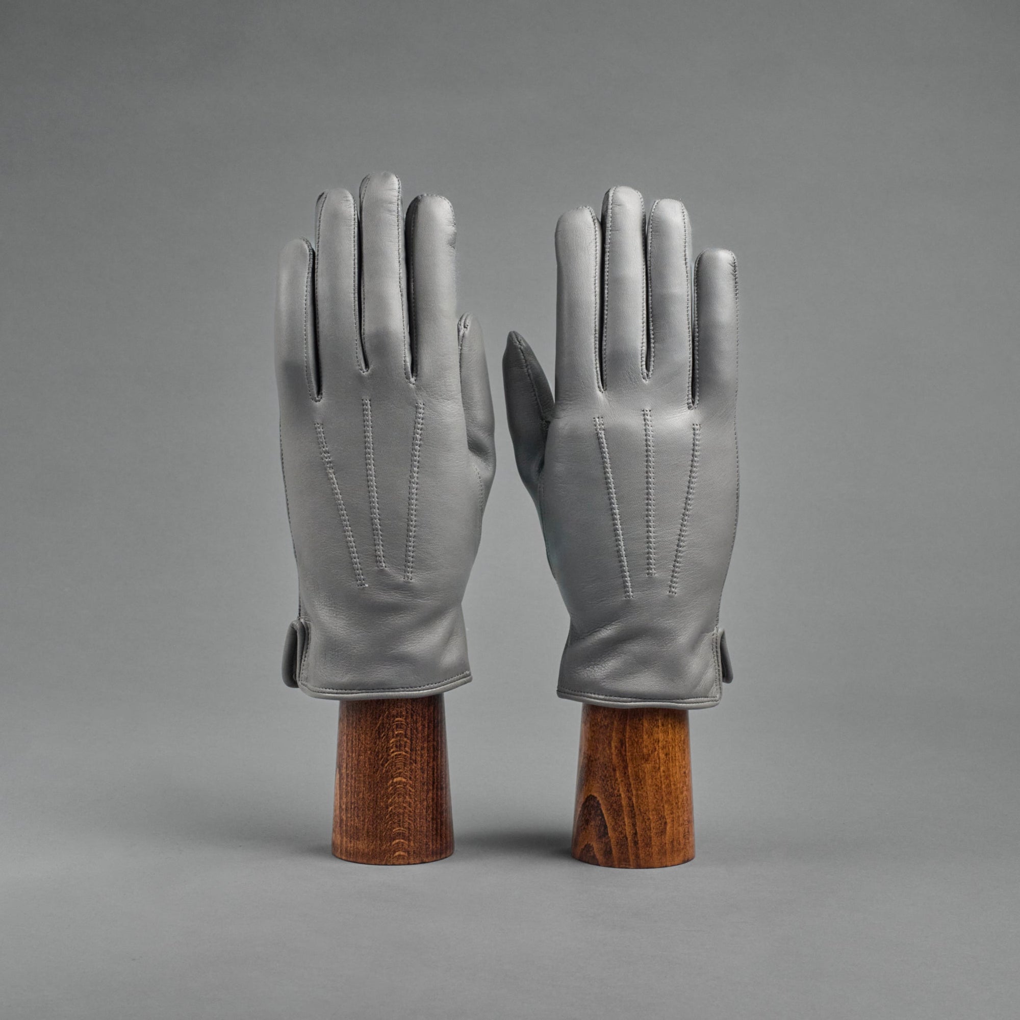 Ladies Gloves from Graphite Hair Sheep Nappa lined with Cashmere