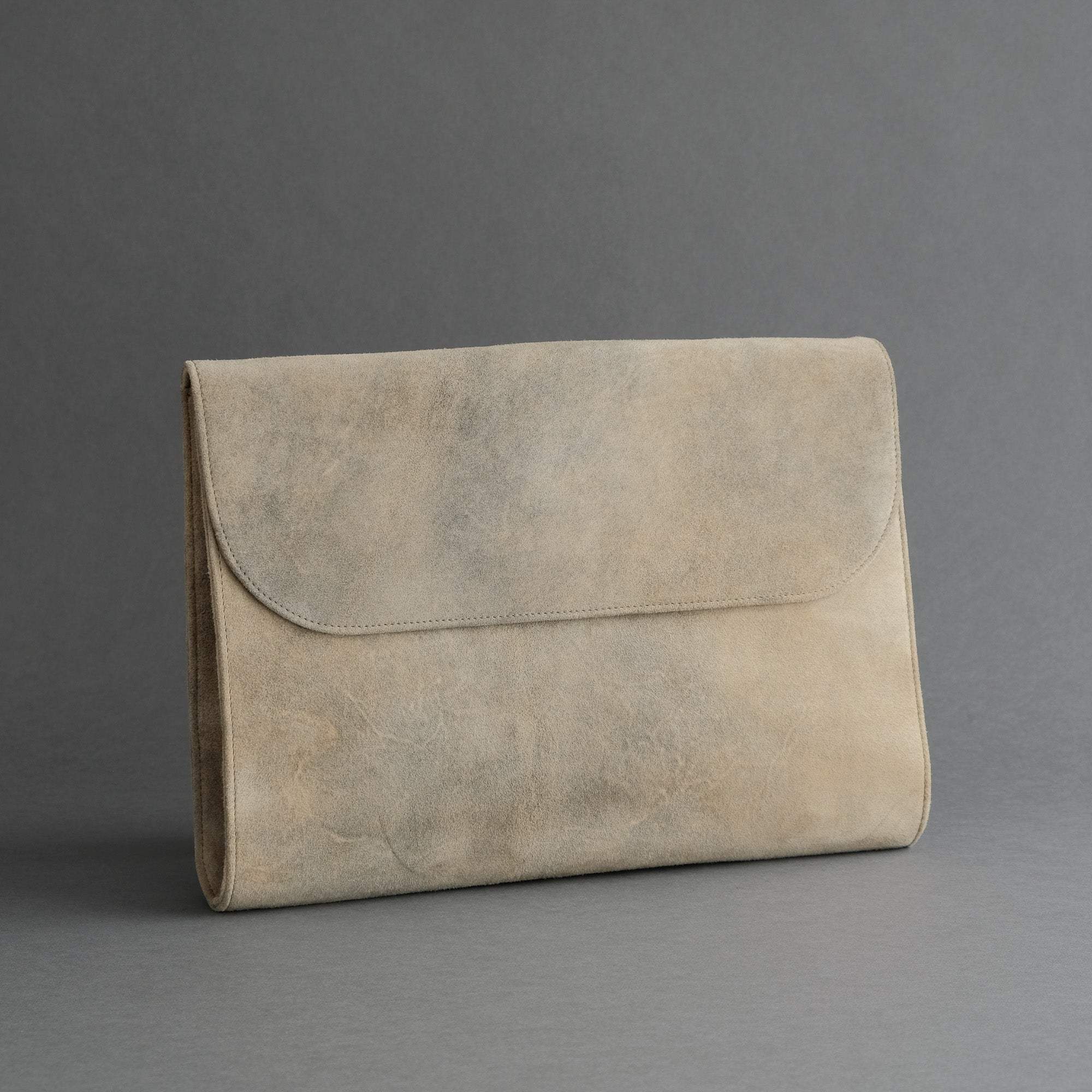 Document Pouch Made From Desert Sand Goatskin Suede - TR Handschuhe Wien - Thomas Riemer Handmade Gloves