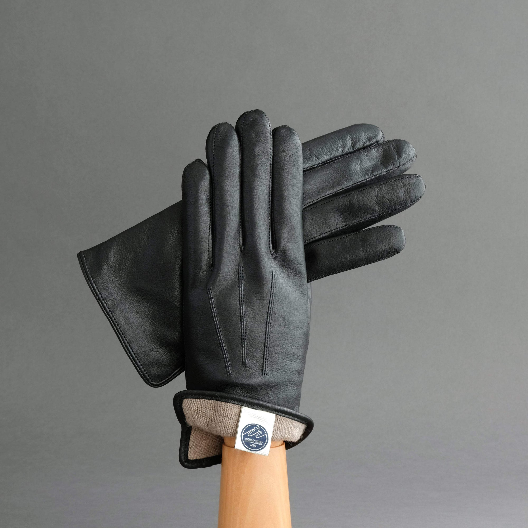 Gentlemen&#39;s Gloves from Black Hair Sheep Nappa Lined with Cashmere - TR Handschuhe Wien - Thomas Riemer Handmade Gloves