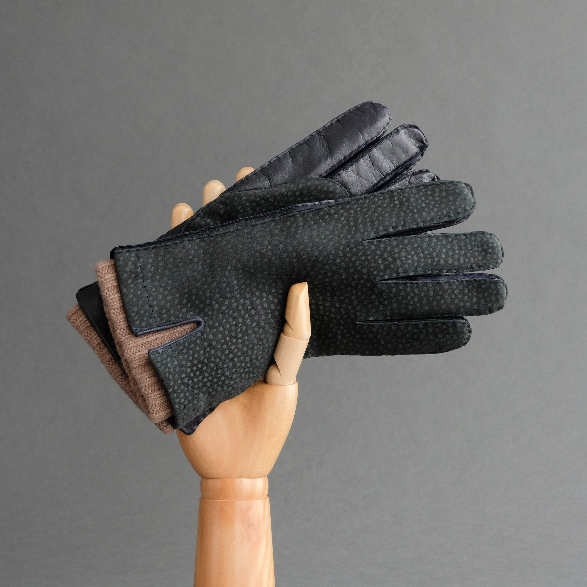 Gentlemen's Gloves from Carpincho and Nappa Leather Lined with Cashmere - TR Handschuhe Wien - Thomas Riemer Handmade Gloves