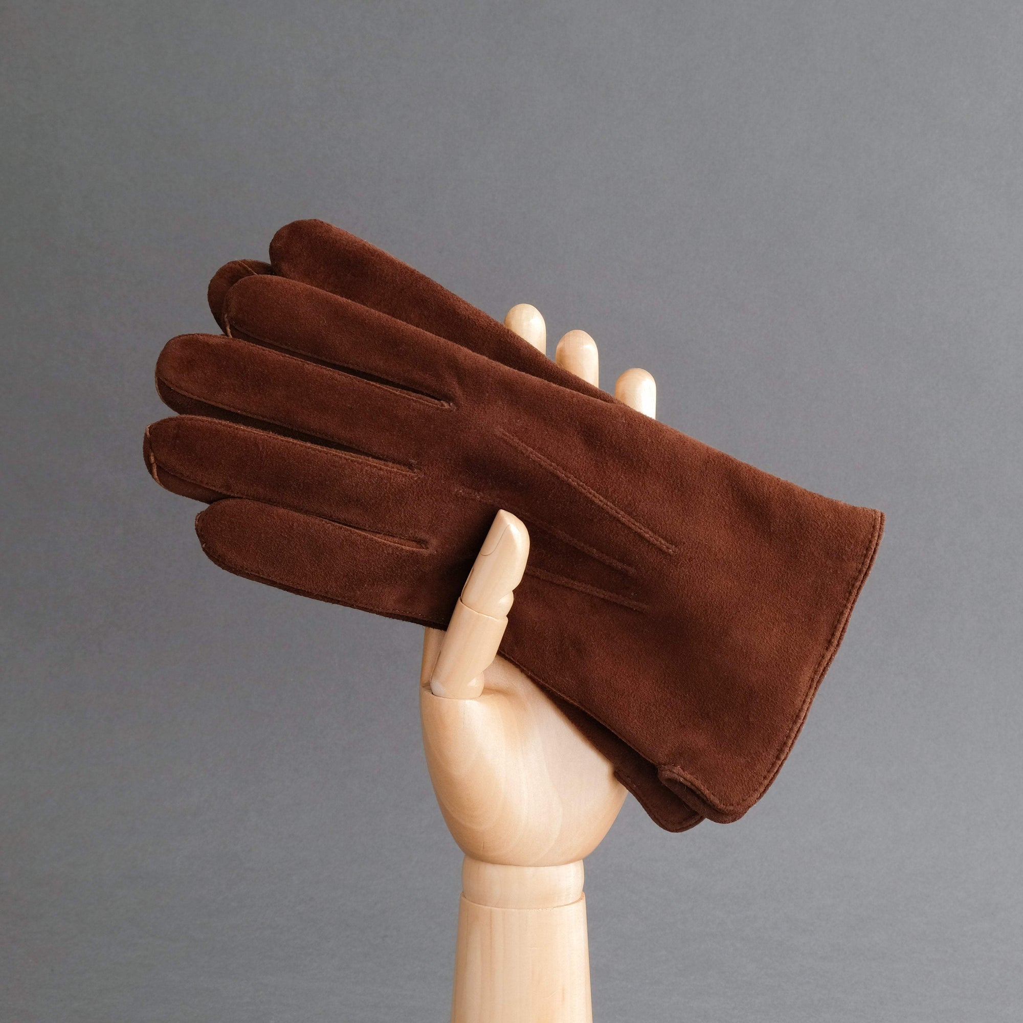 Gentlemen's Gloves from Chocolate Brown Goatskin Lined with Cashmere - TR Handschuhe Wien - Thomas Riemer Handmade Gloves