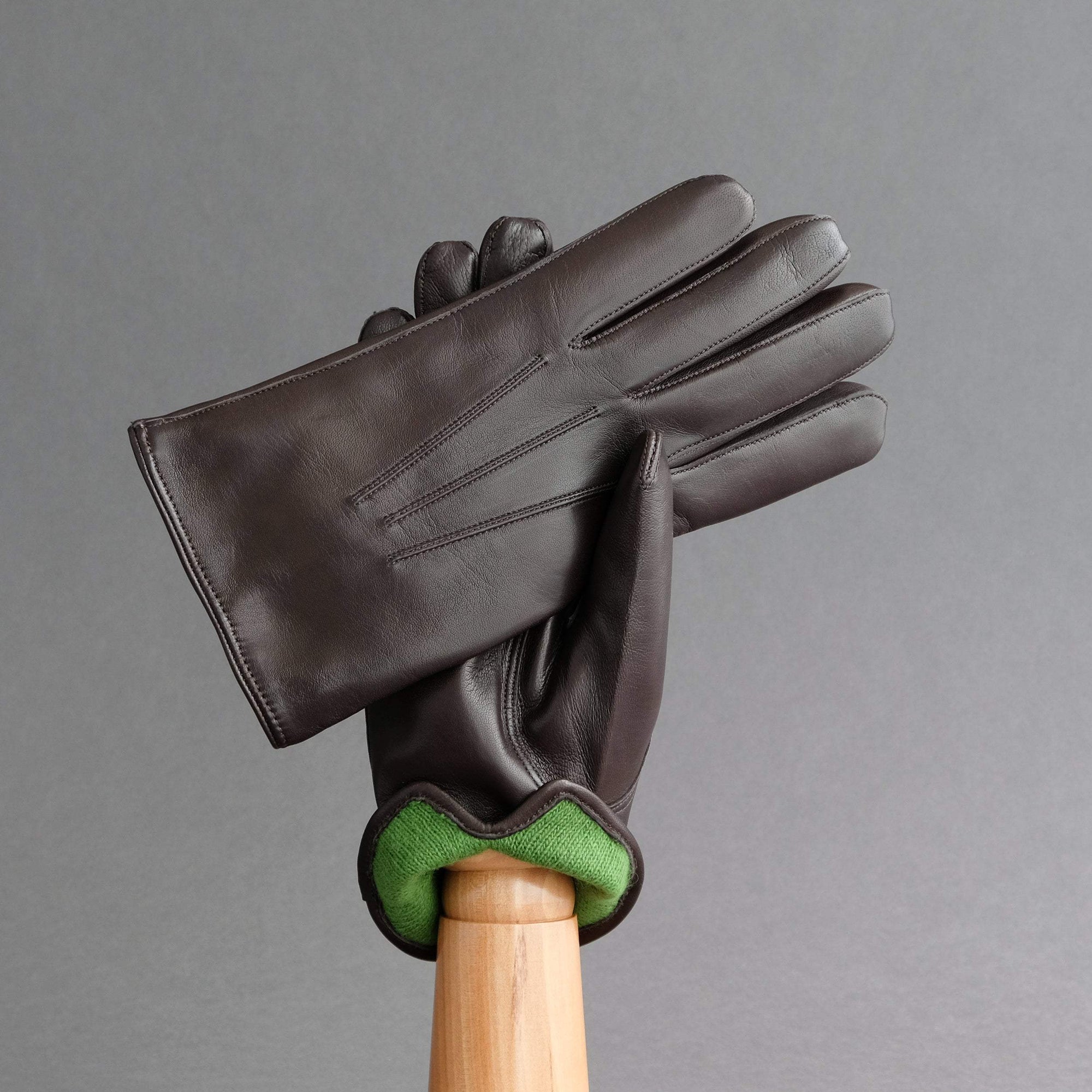 Gentlemen&#39;s Gloves from Dark Brown Hair Sheep Nappa Lined with Green Cashmere - TR Handschuhe Wien - Thomas Riemer Handmade Gloves