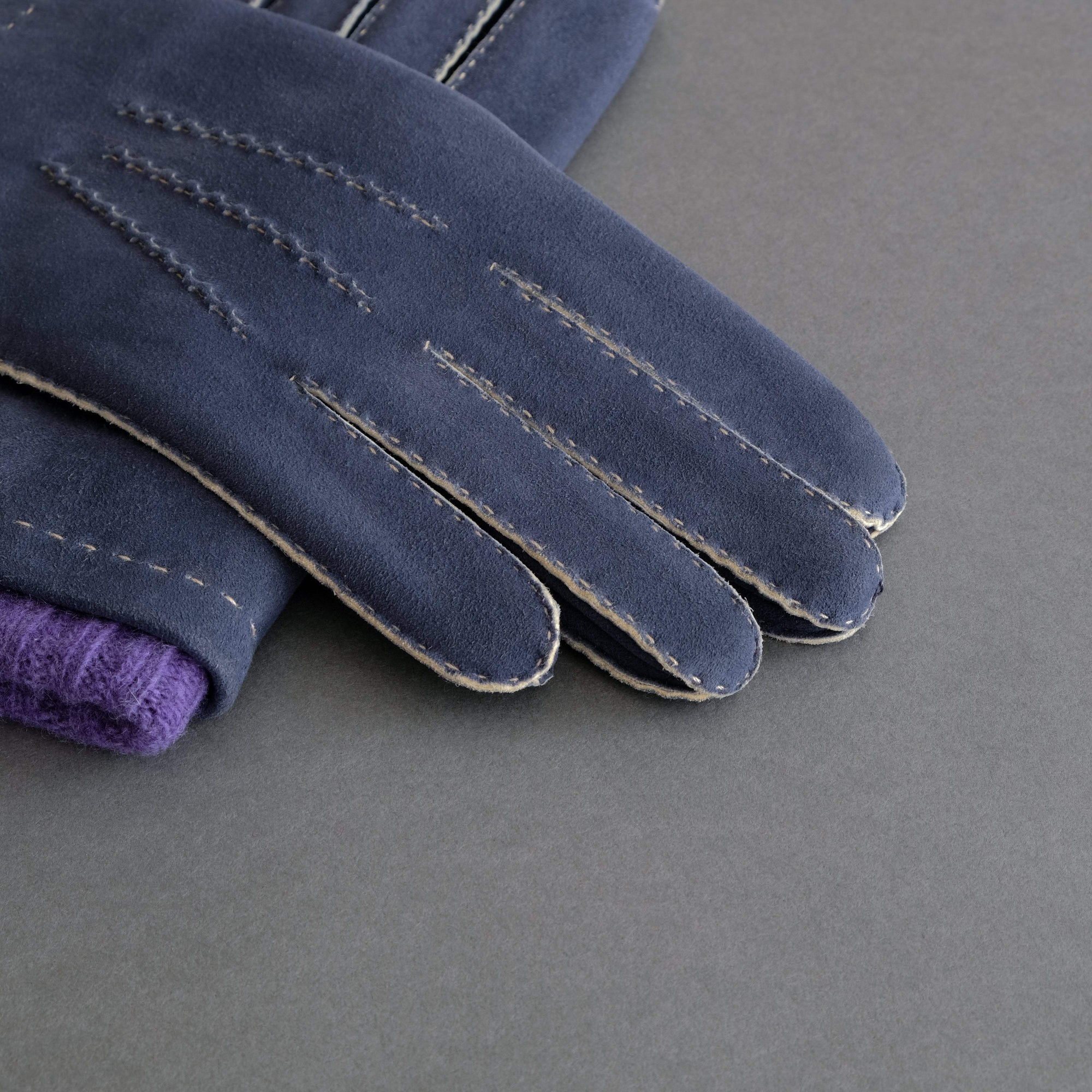 Gentlemen's Gloves from Navy Doeskin Lined with Cashmere - TR Handschuhe Wien - Thomas Riemer Handmade Gloves