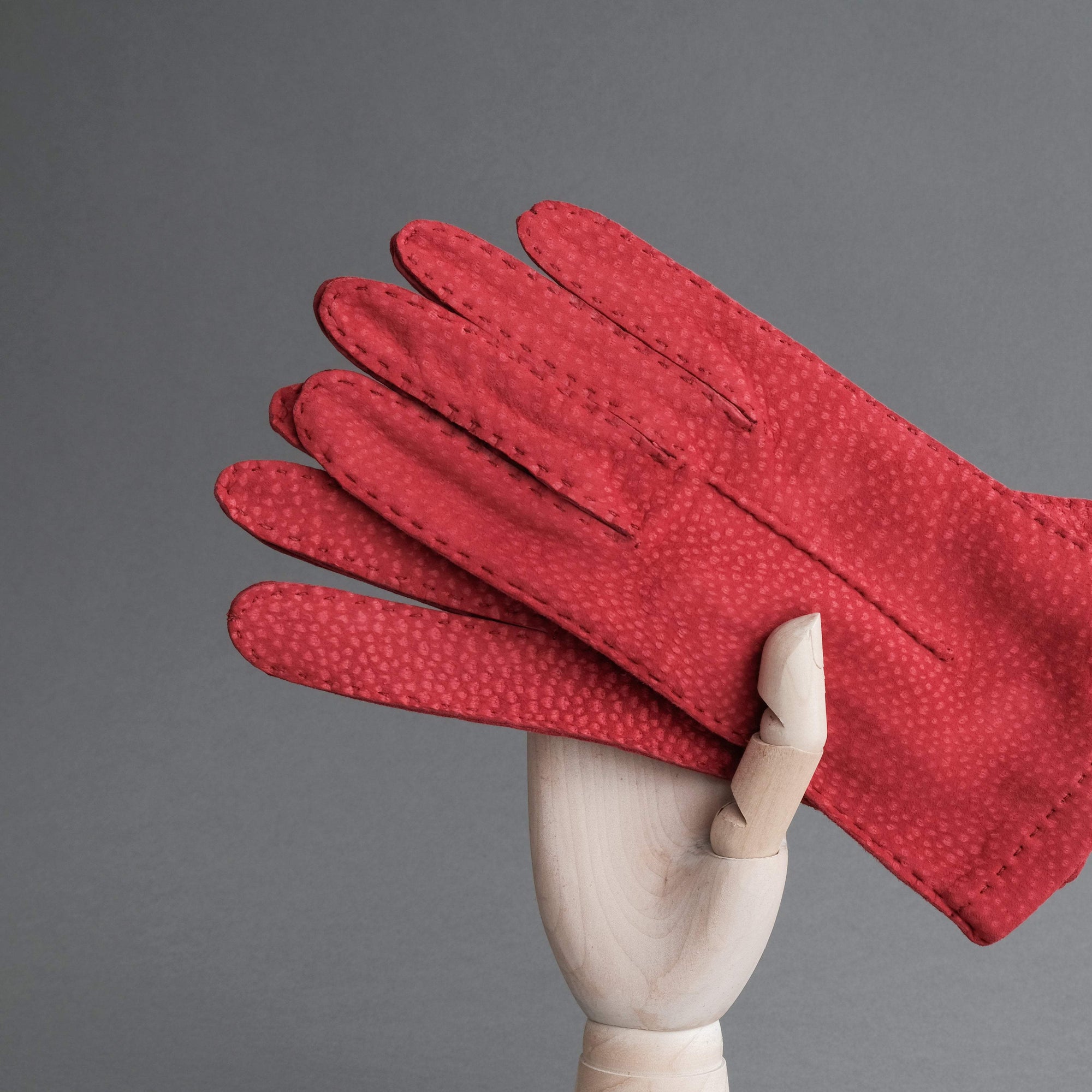 Ladies Dress Gloves from Red Carpincho Leather - TR Handschuhe Wien - Thomas Riemer Handmade Gloves