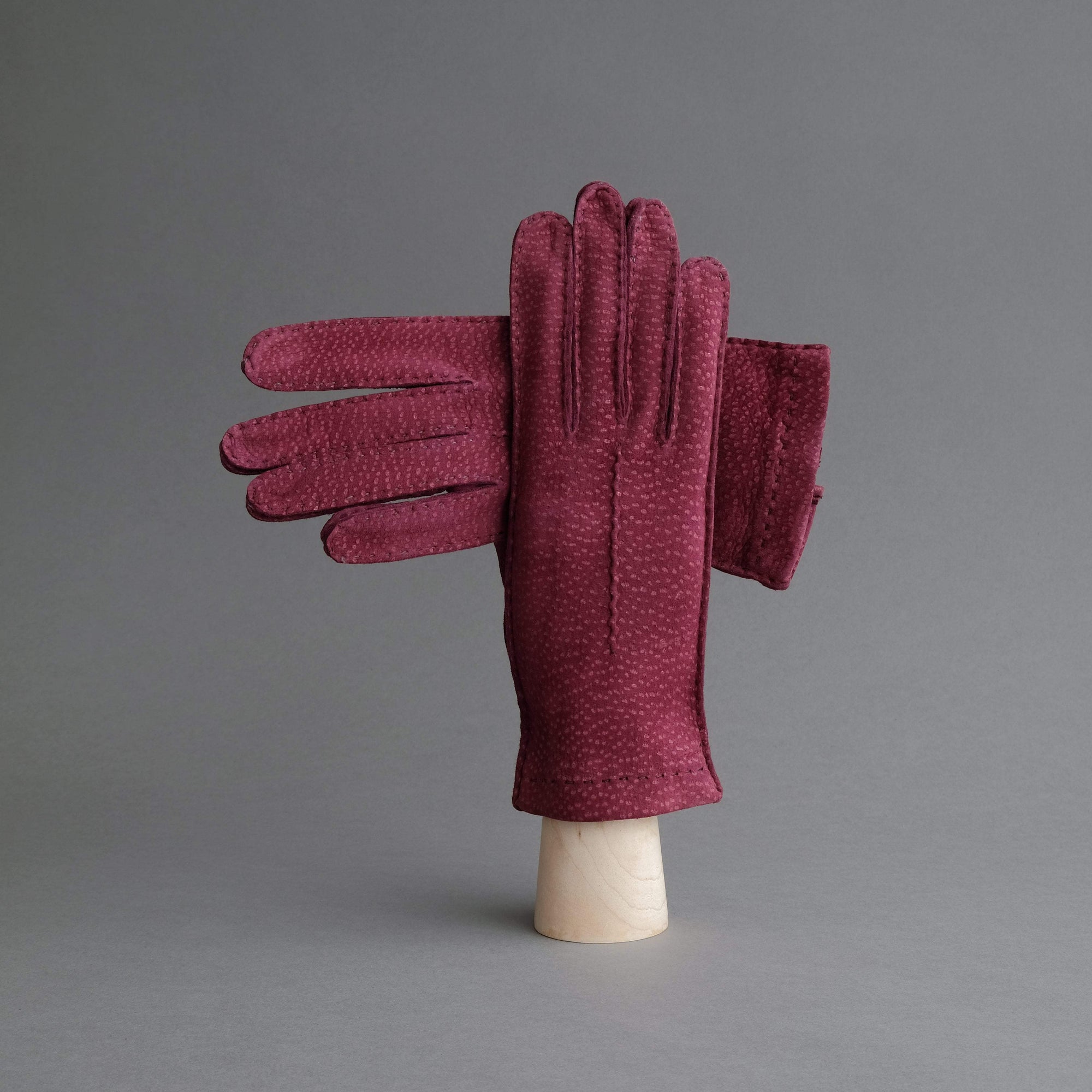 Ladies Gloves From Bordeaux Carpincho Leather - TR Handschuhe Wien - Thomas Riemer Handmade Gloves