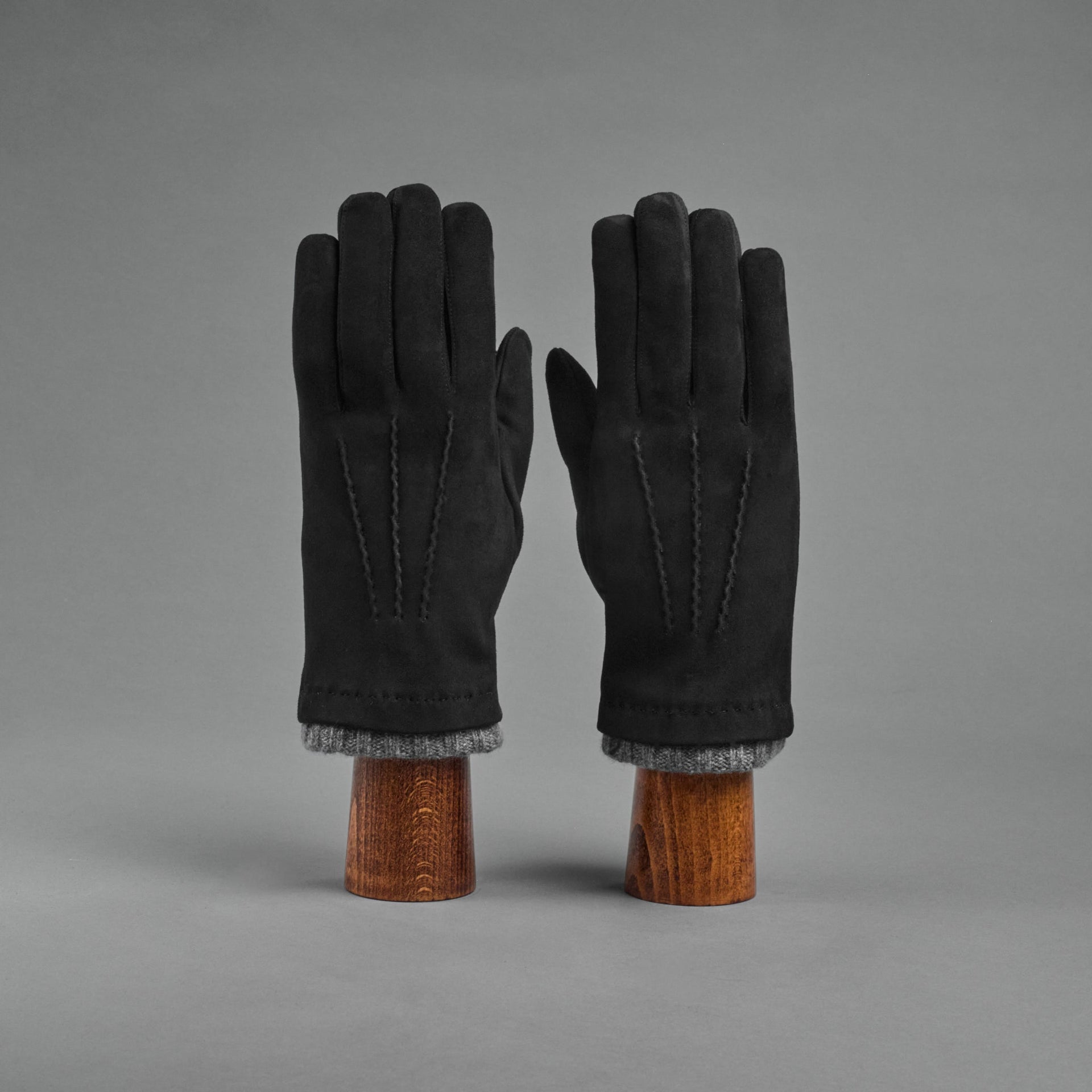handschuhe nähen leder Herrenhandschuhe aus schwarzem Ziegenleder, gefüttert mit grauem Kasch – TR Handschuhe Wien