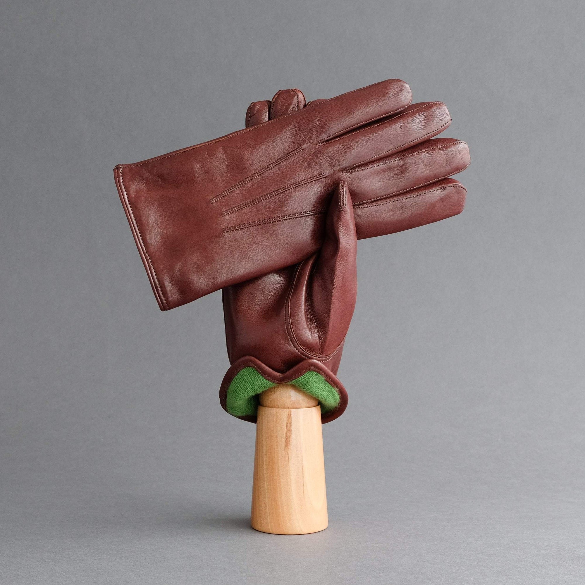 Gentlemen&#39;s Gloves from Brown/Tan Hair Sheep Nappa Lined with Green Cashmere - TR Handschuhe Wien - Thomas Riemer Handmade Gloves