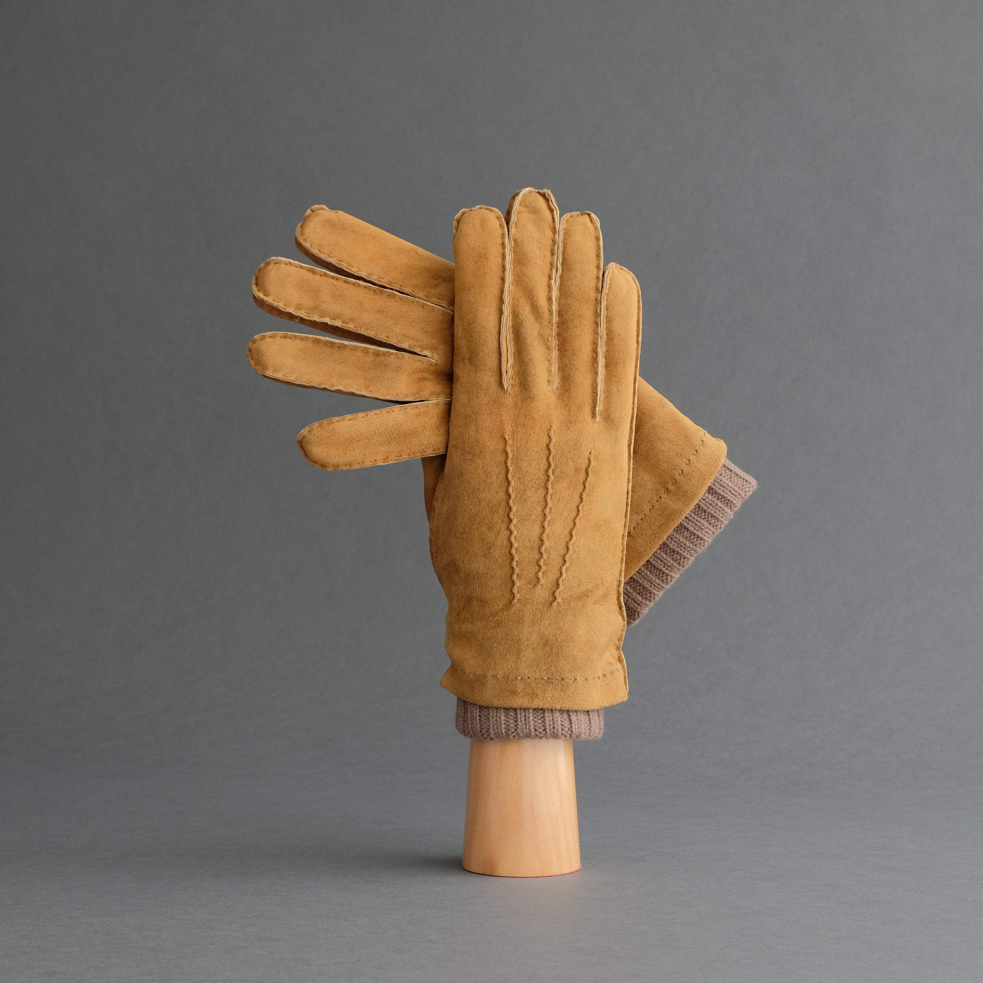 Gentlemen&#39;s Gloves from Cognac Goatskin Lined with Cashmere - TR Handschuhe Wien - Thomas Riemer Handmade Gloves