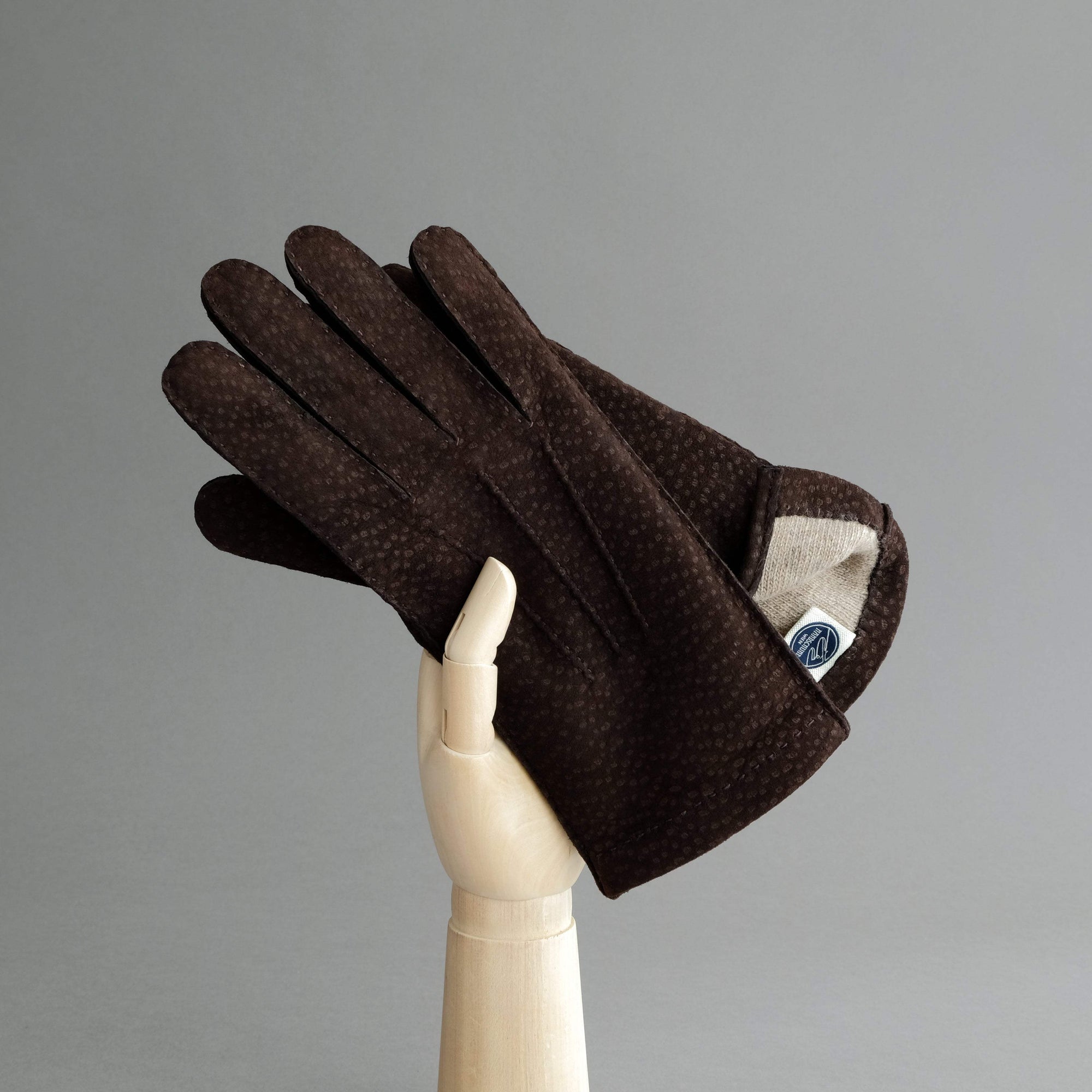 Gentlemen&#39;s Gloves from Dark Brown Carpincho Leather Lined With Cashmere - TR Handschuhe Wien - Thomas Riemer Handmade Gloves