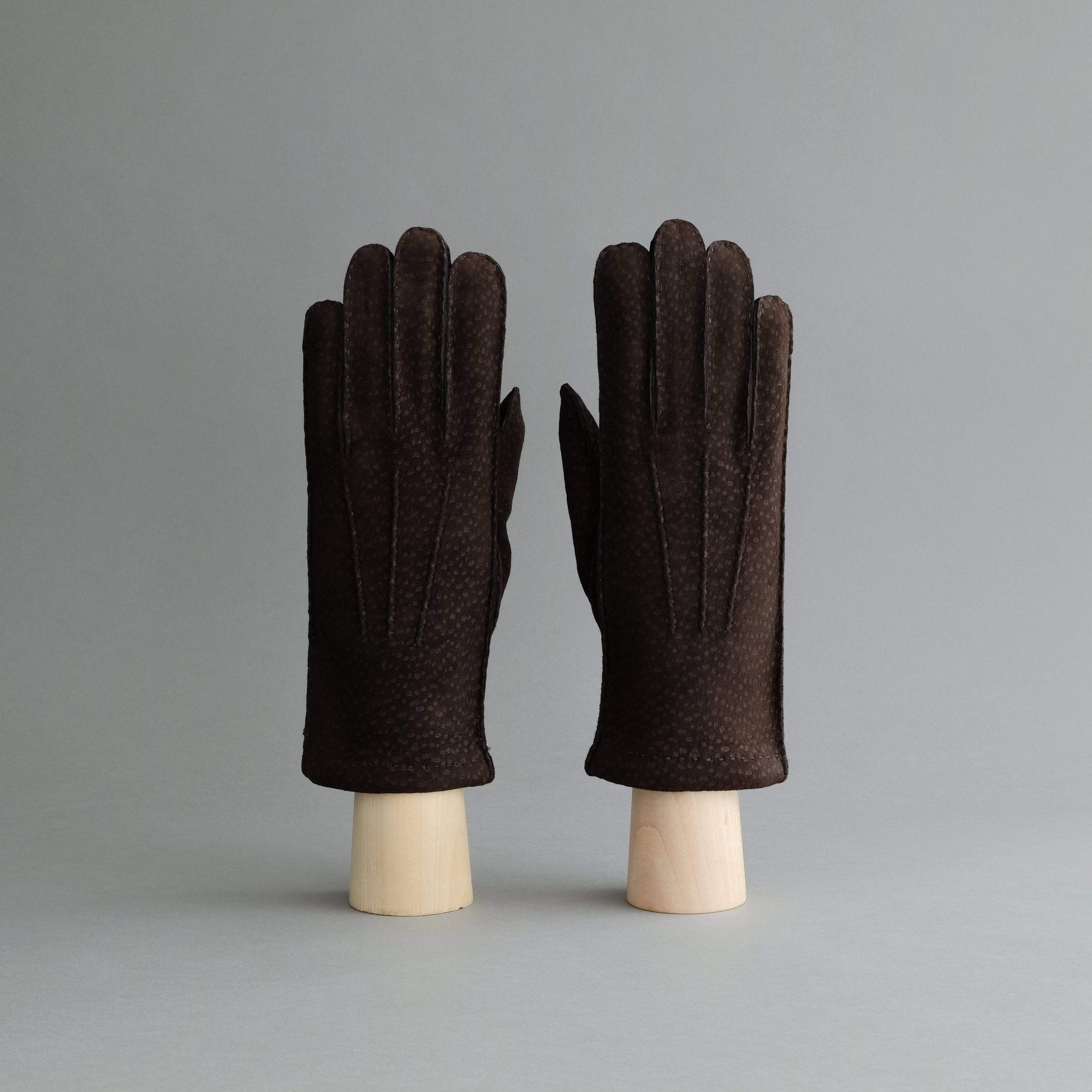 Gentlemen&#39;s Gloves from Dark Brown Carpincho Leather Lined With Cashmere - TR Handschuhe Wien - Thomas Riemer Handmade Gloves