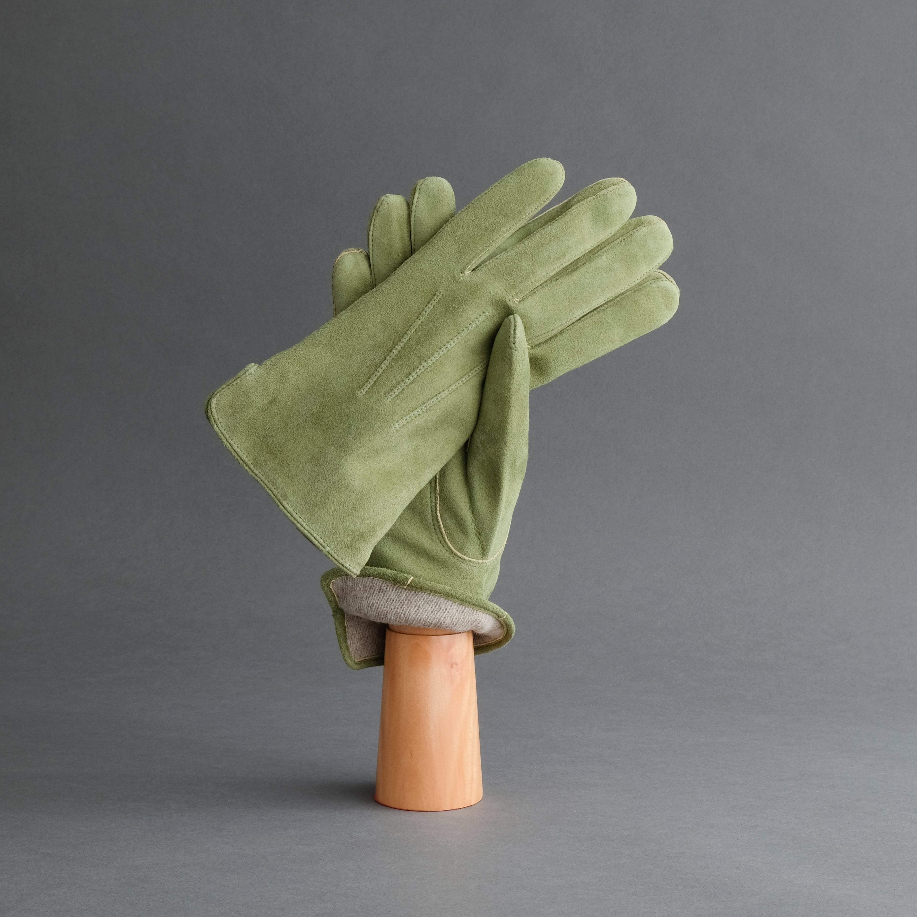 Gentlemen&#39;s Gloves from Moss Goatskin Lined with Cashmere - TR Handschuhe Wien - Thomas Riemer Handmade Gloves