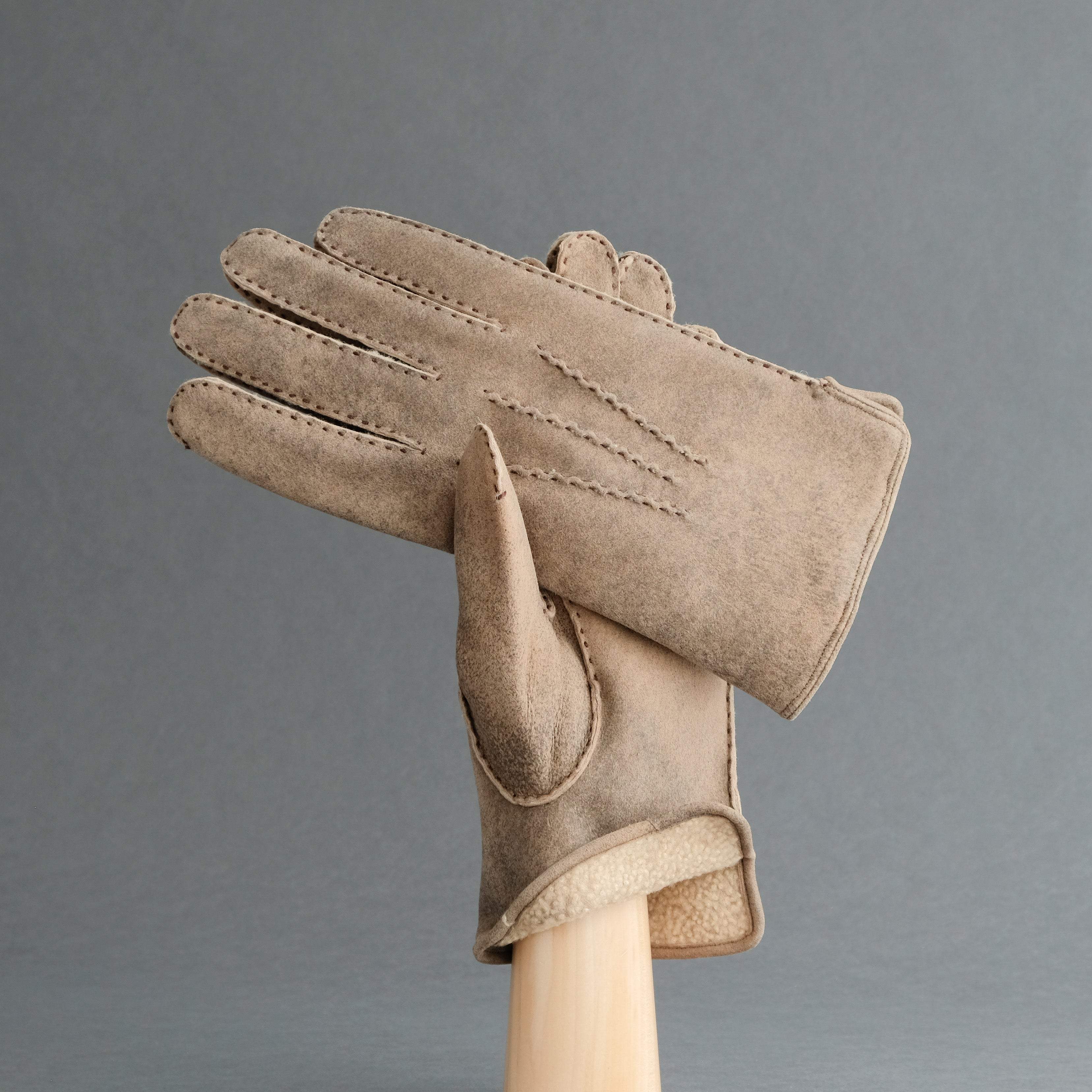 Gentlemen&#39;s Hand Sewn Gloves From Antique Brown Curly Lambskin - TR Handschuhe Wien - Thomas Riemer Handmade Gloves