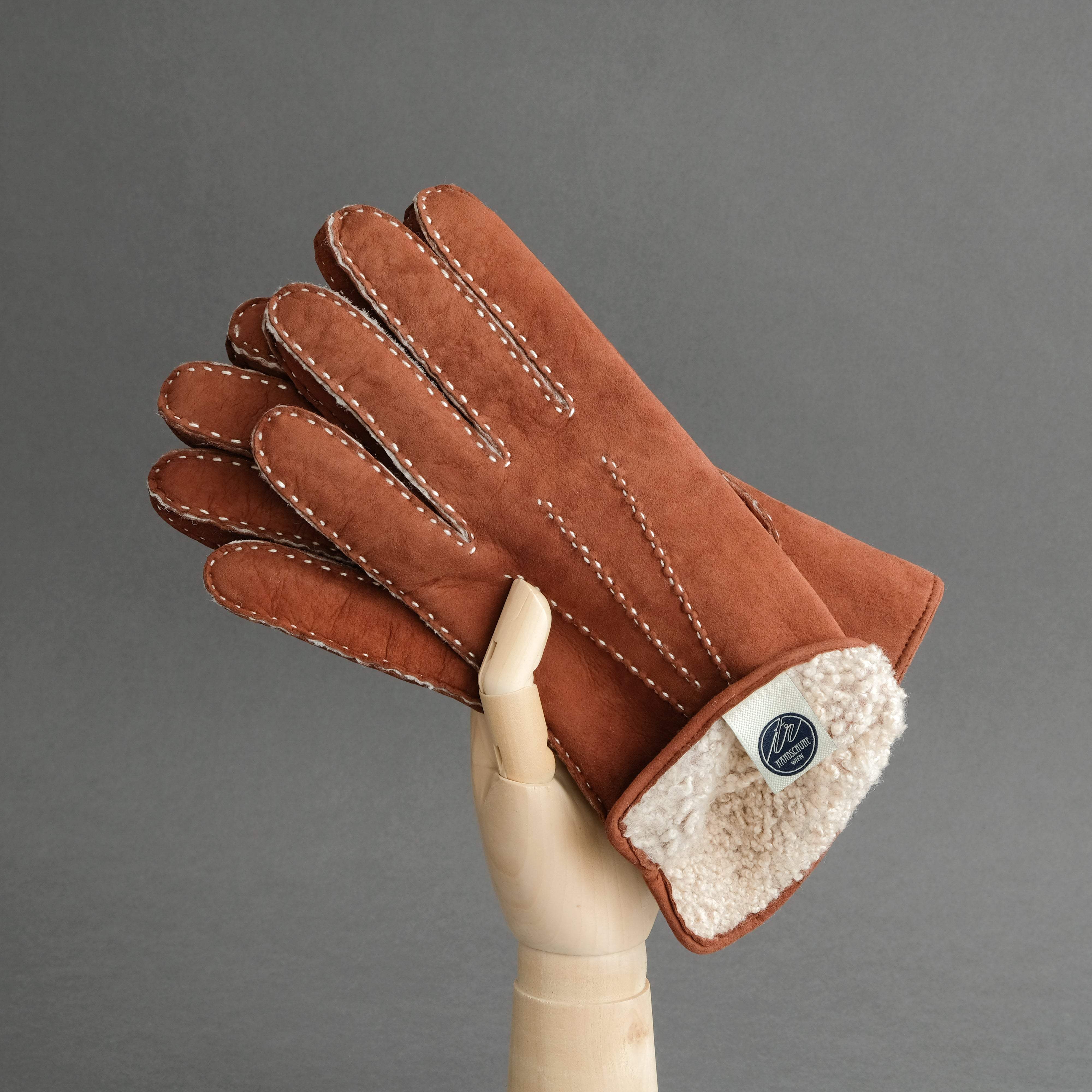 Gentlemen&#39;s Hand Sewn Gloves From Rust Curly Lambskin - TR Handschuhe Wien - Thomas Riemer Handmade Gloves