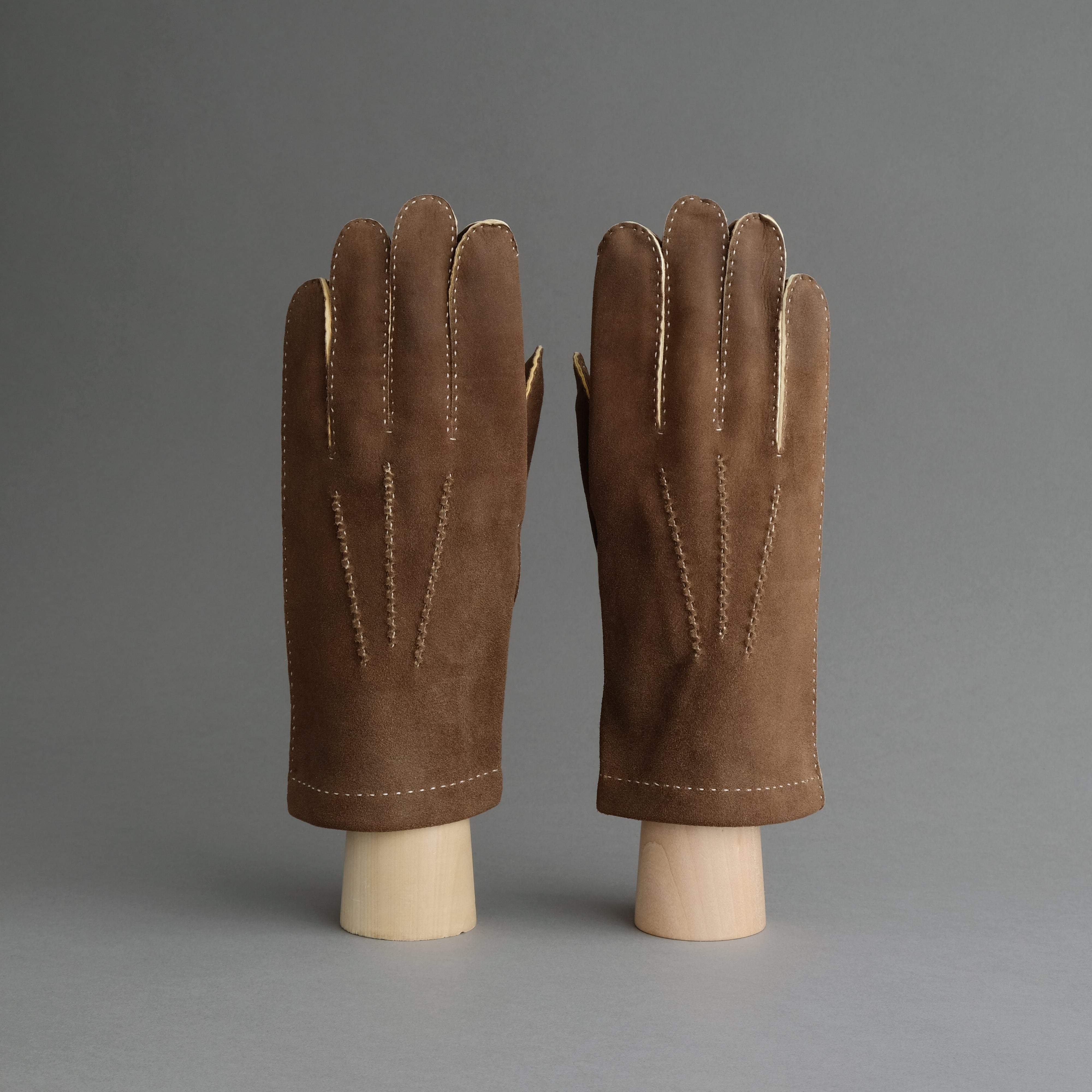 Gentlemen&#39;s Hand Sewn Unlined Gloves from Brown Doeskin - TR Handschuhe Wien - Thomas Riemer Handmade Gloves