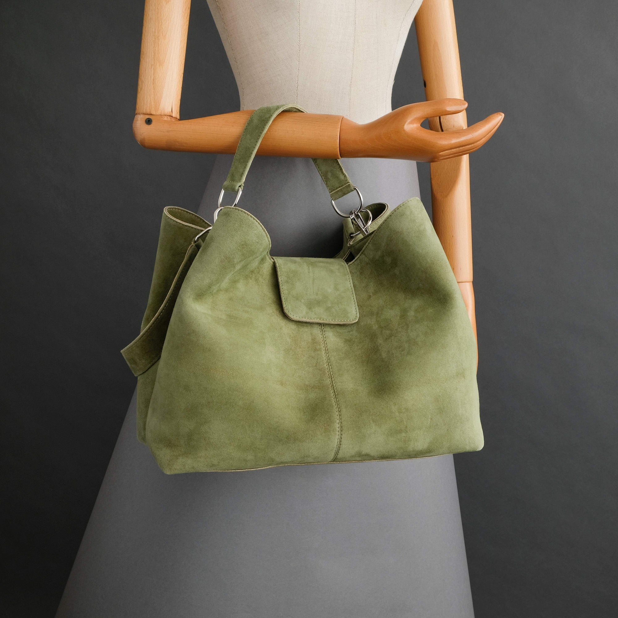 Ladies Bag From Green Goatskin Suede - TR Handschuhe Wien - Thomas Riemer Handmade Gloves