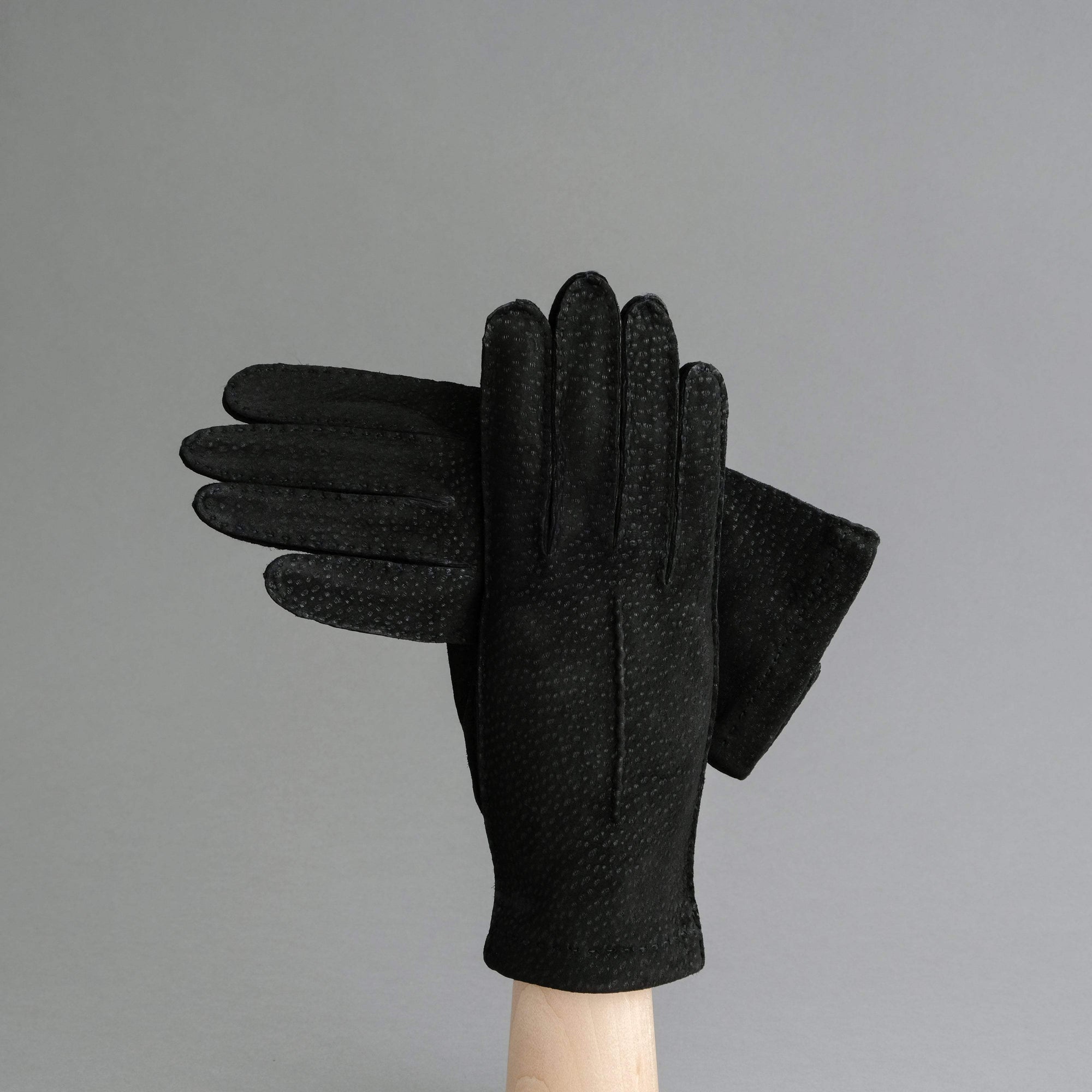 Ladies Dress Gloves from Black Carpincho Leather - TR Handschuhe Wien - Thomas Riemer Handmade Gloves