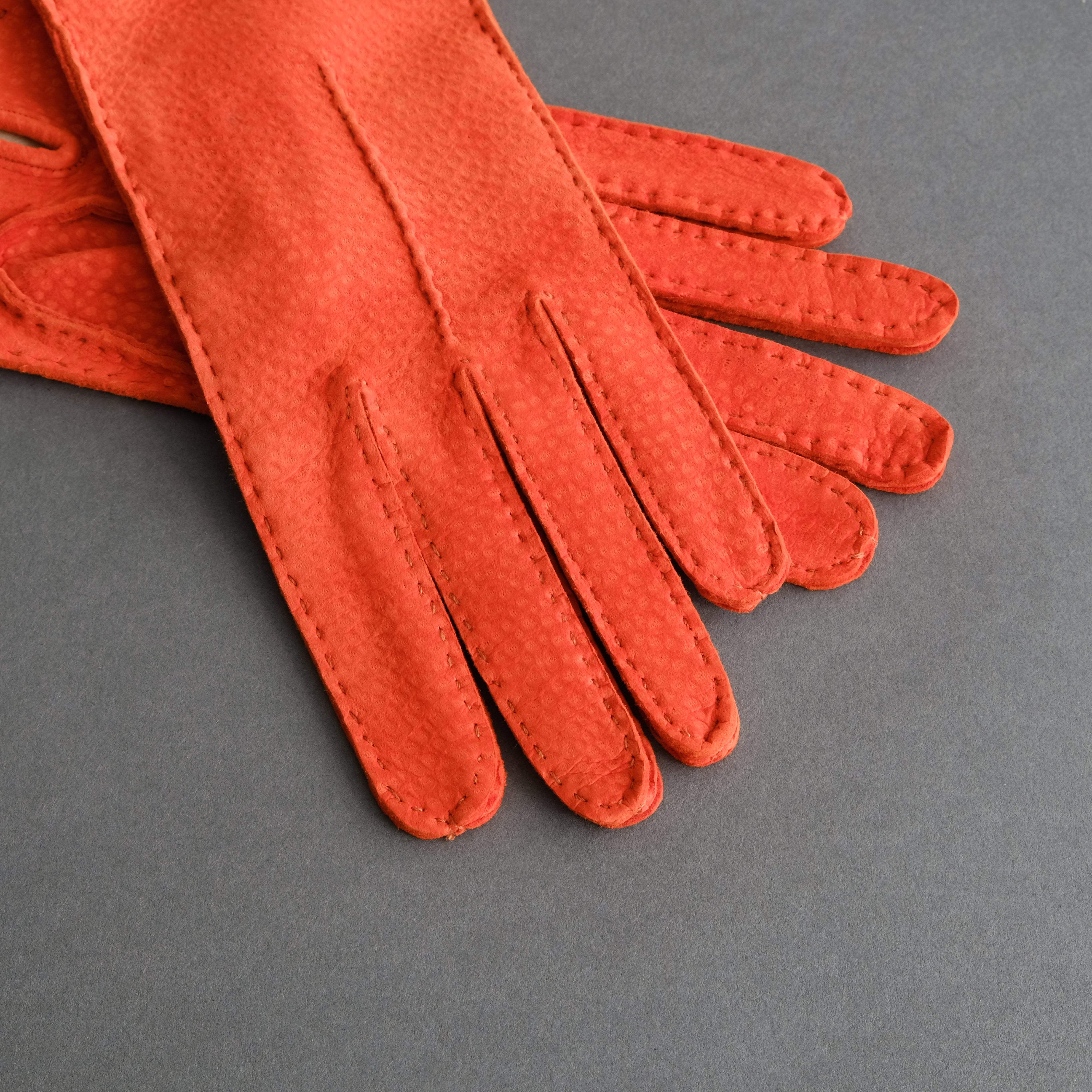 Ladies Dress Gloves from Orange Carpincho Leather - TR Handschuhe Wien - Thomas Riemer Handmade Gloves