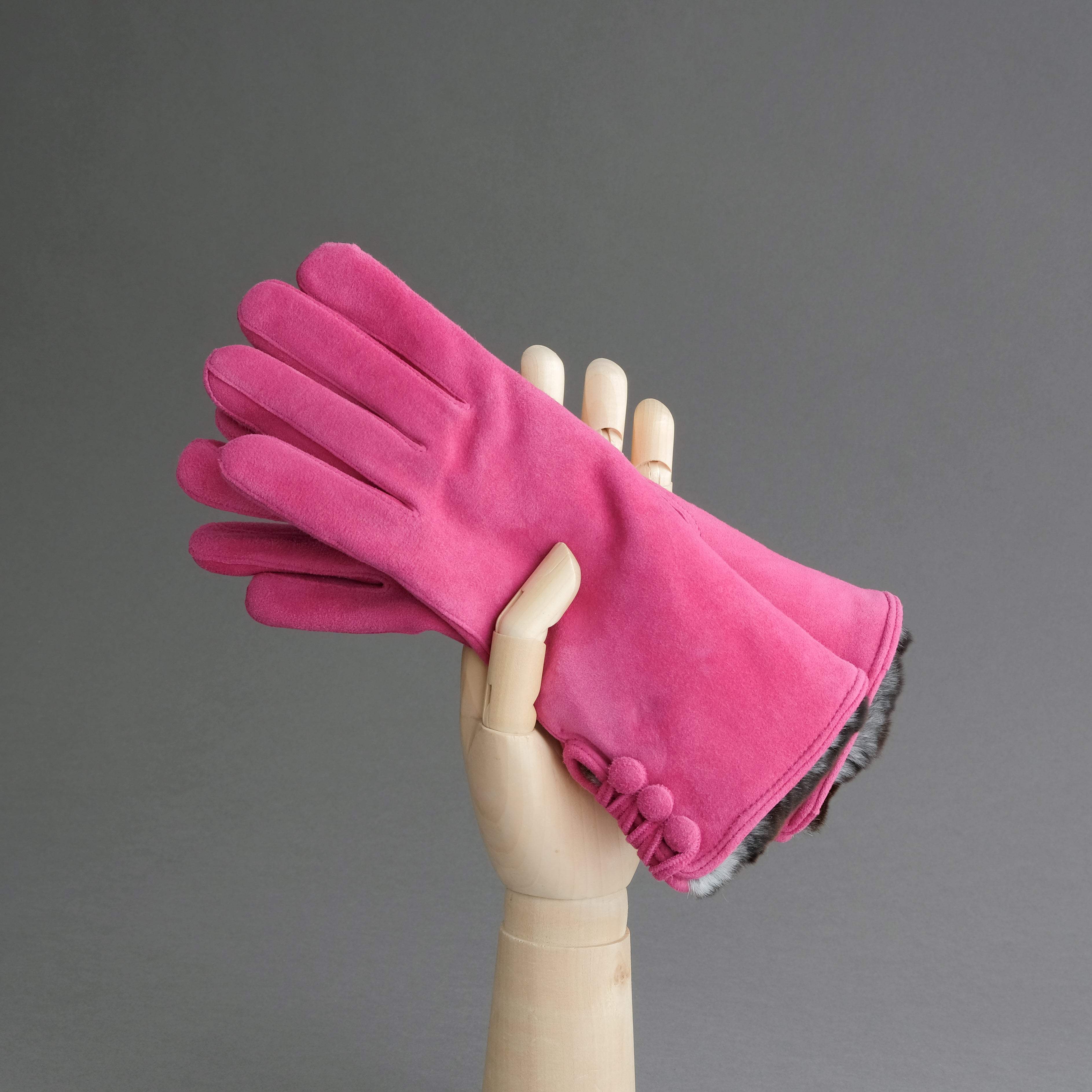 Ladies Gloves from Pink Reindeer Suede with Orylag Cuffs - TR Handschuhe Wien - Thomas Riemer Handmade Gloves