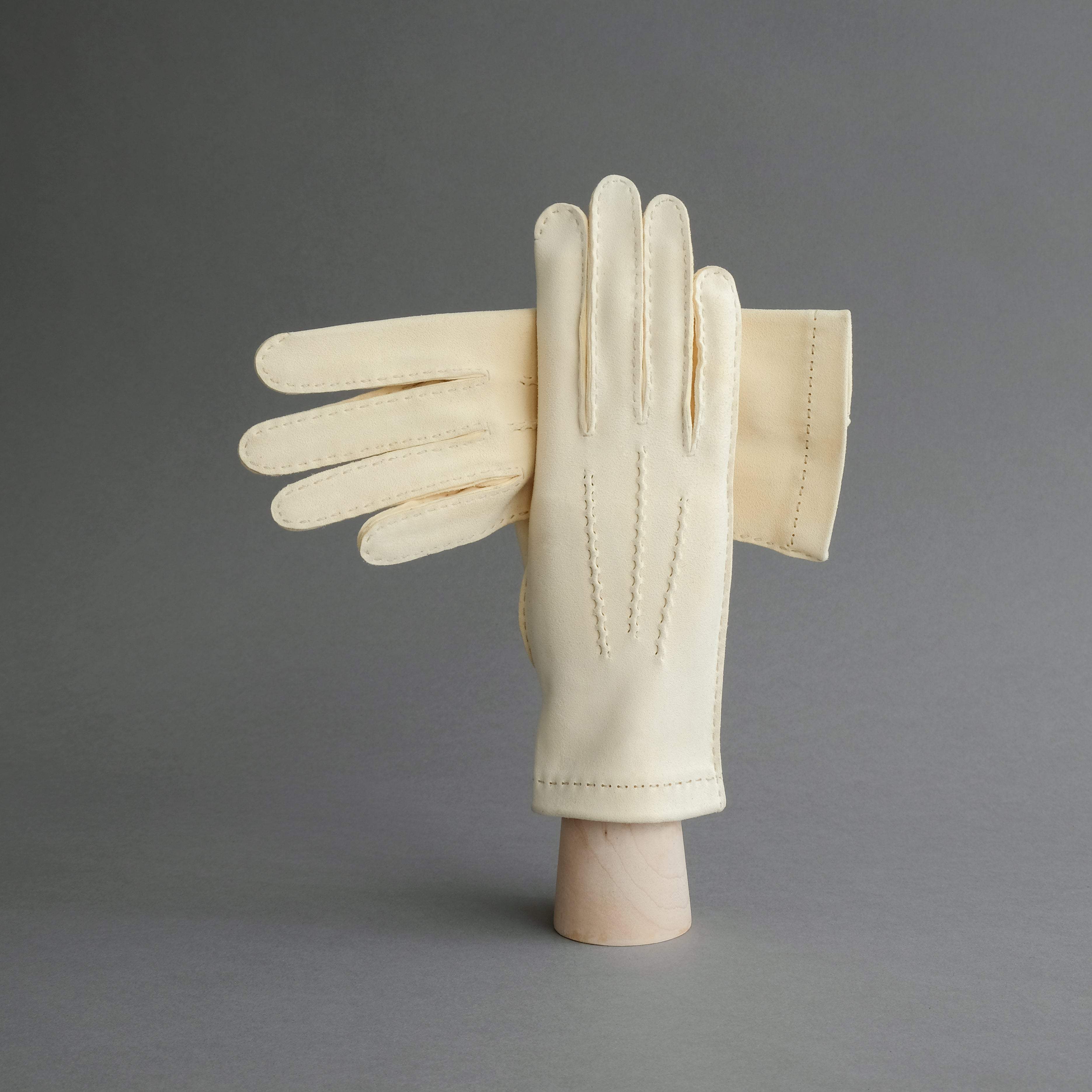 Ladies Hand Sewn Gloves From Unlined Doeskin - TR Handschuhe Wien - Thomas Riemer Handmade Gloves