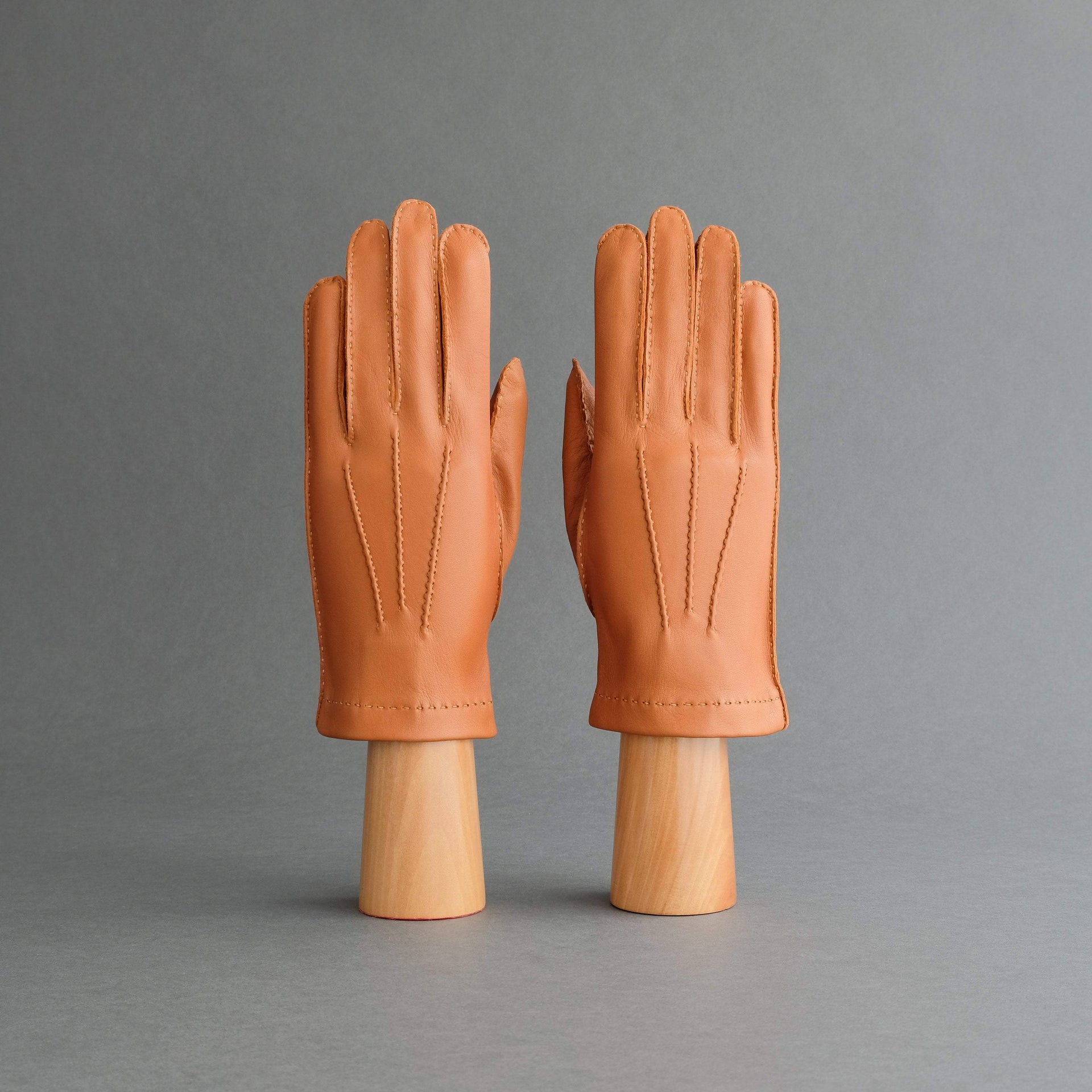 Ladies Unlined Gloves From Soft Deerskin fauve